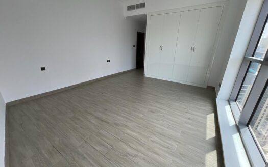 WELL MAINTAINED HIGHER FLOOR | AVAILABLE 1ST WEEK DECEMBER | 1BR CLOSE TO METRO 85K
