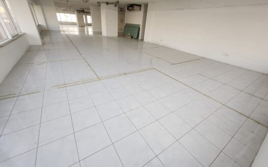 Premium Semi-Fitted Office | Vacant and Spacious | For 360K