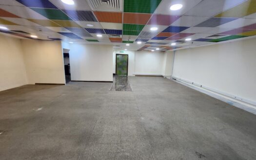 FULL FITTED OFFICE | CLOSE TO METRO | CHILLER FREE | PARKING SPACE 140K