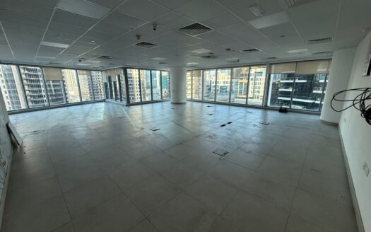 PRIME LOCATION | GLASS PARTITION | READY TO OCCUPY