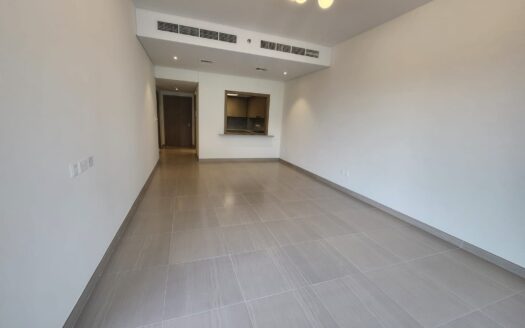 1BHK with Balcony | Quiet and Peaceful View | Prime Area in Dubai Creek